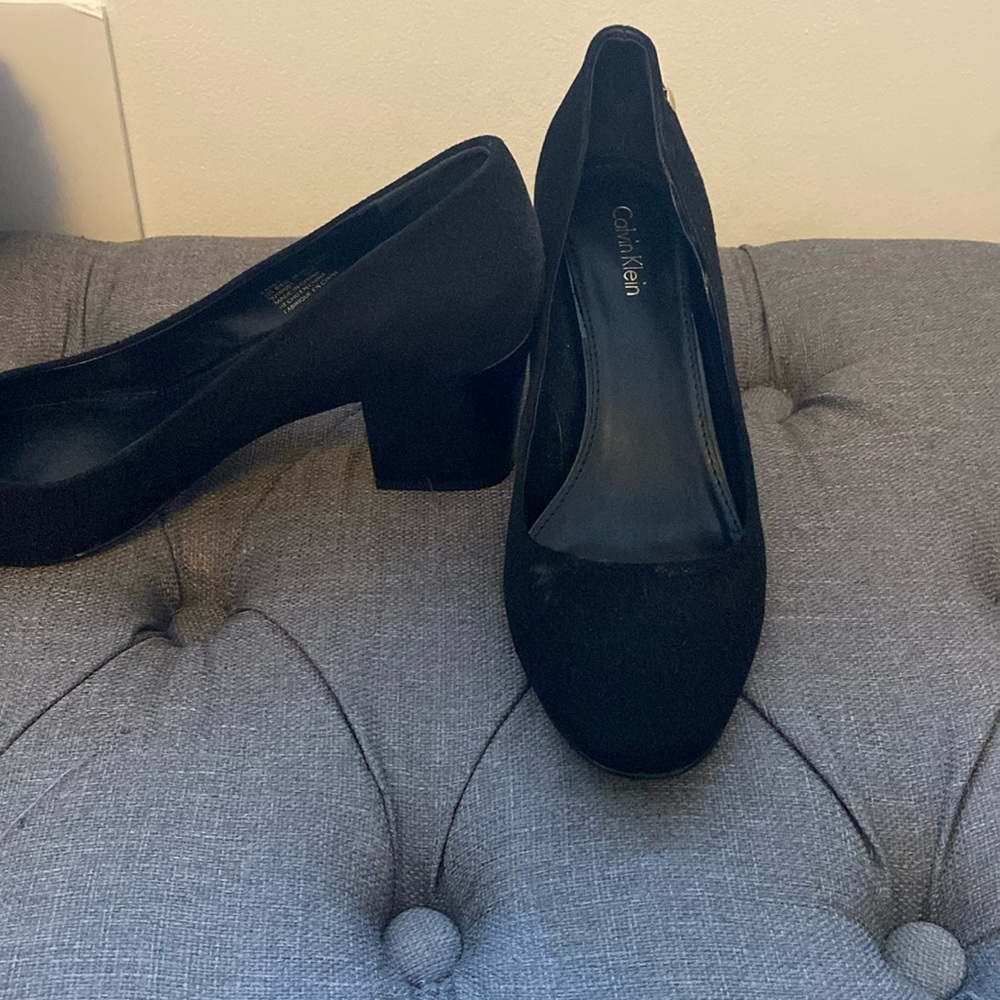 Calvin Klein Velvet Pumps